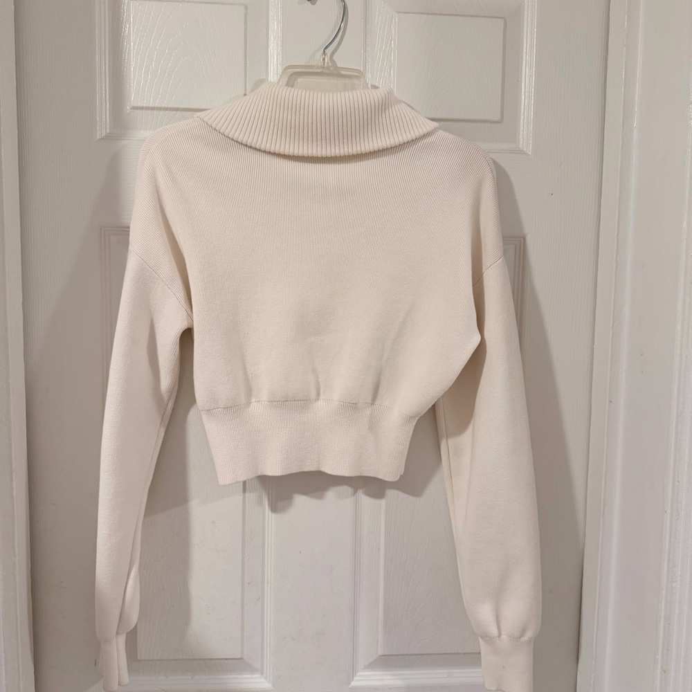 Alo Scholar Knit Cropped Full Zip Jacket - Picture 10 of 12